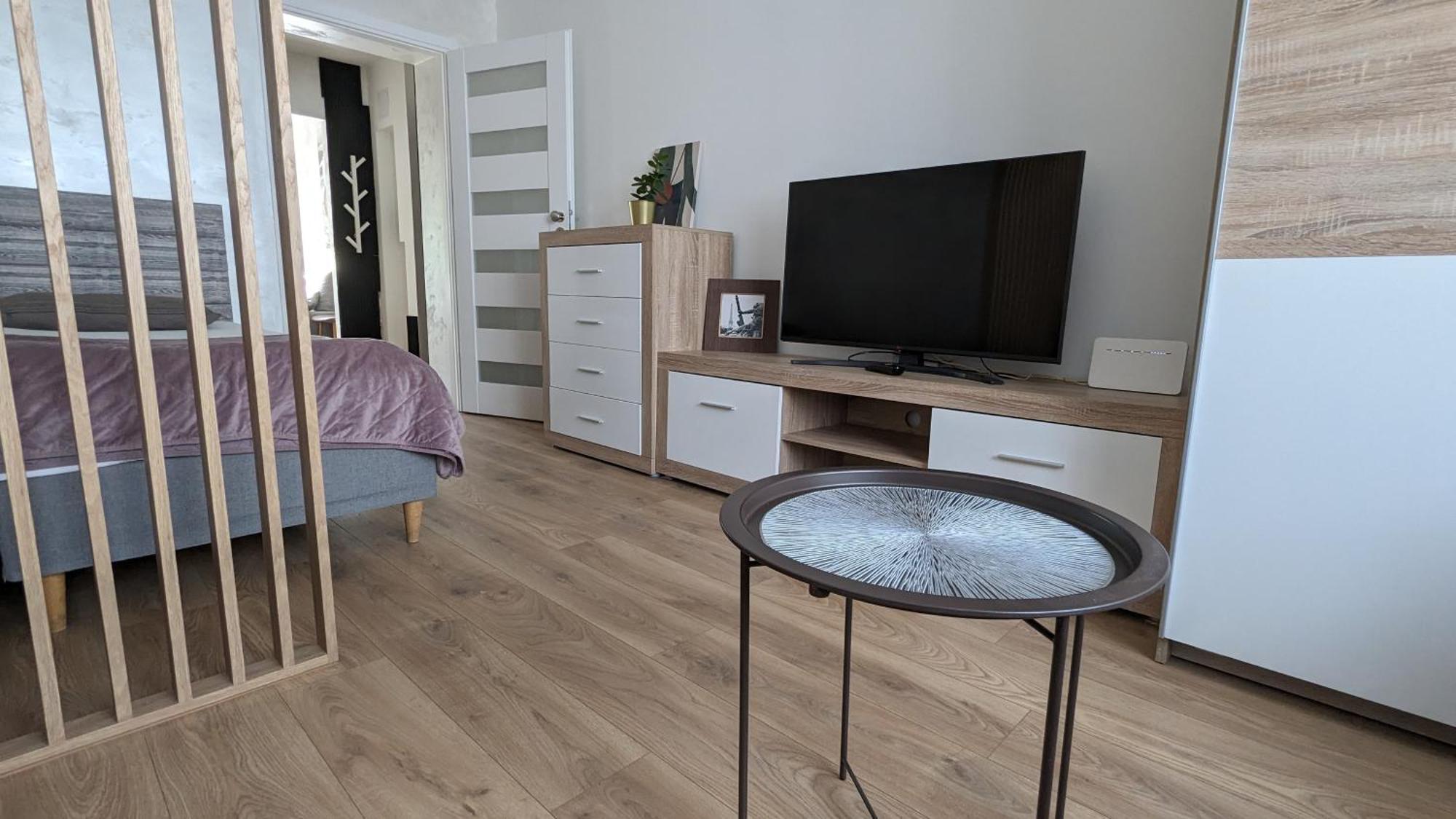 Kalwaryjska Spot Apartment In A Good Location Красков Екстериор снимка